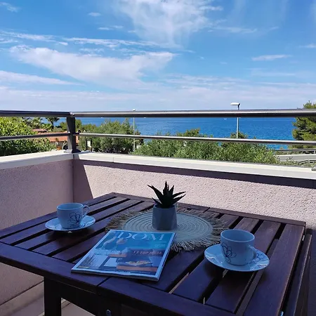 Nono Jere Apartment *